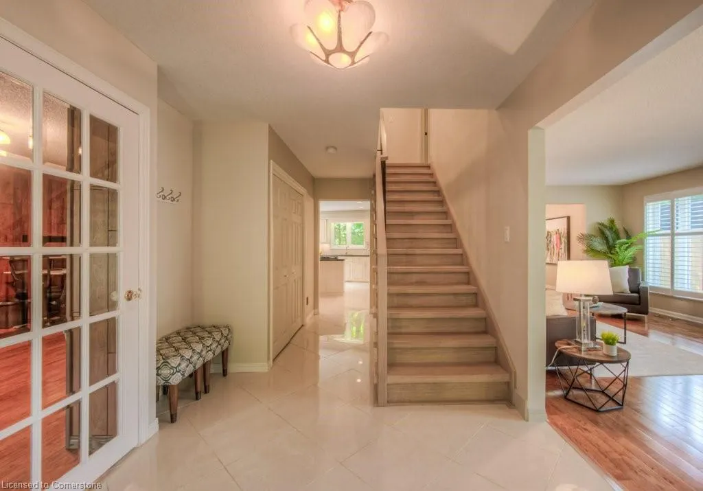 17 Post Horn Place