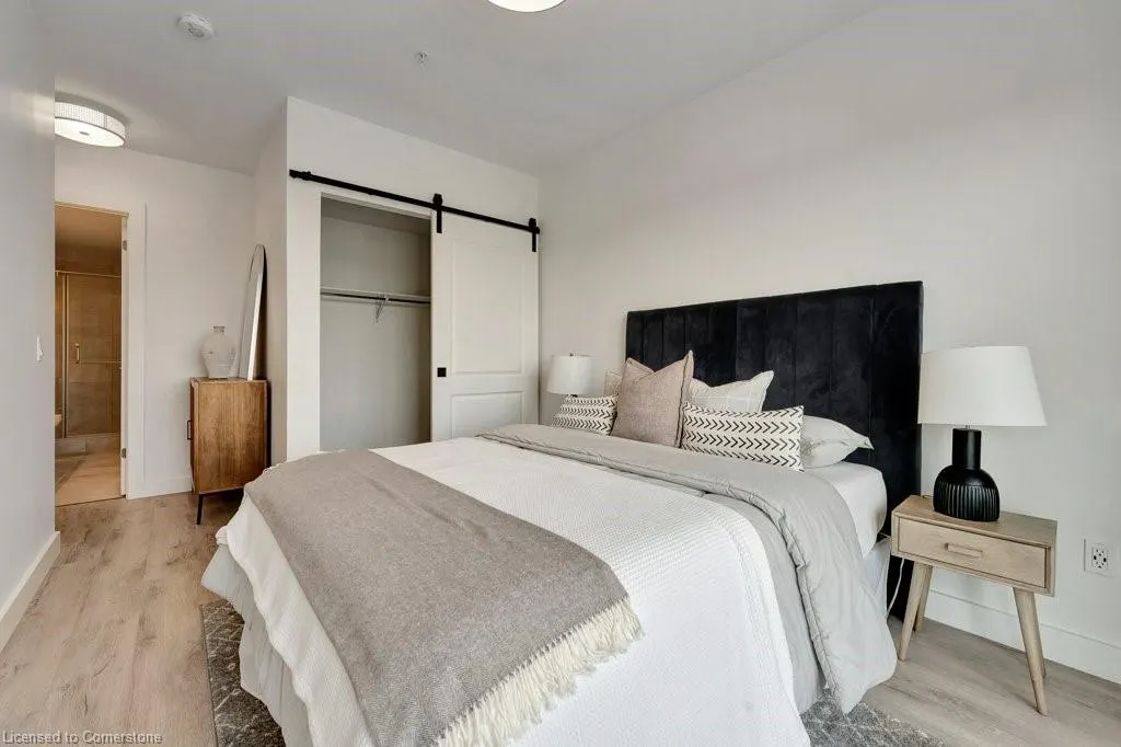15 Glebe Street, #1511