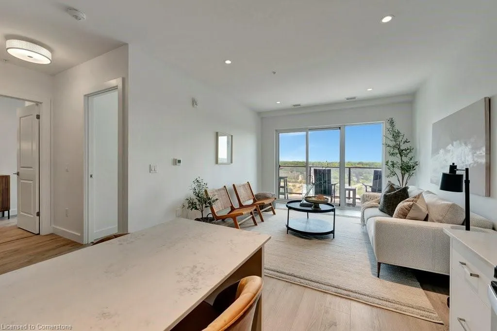 15 Glebe Street, #1511