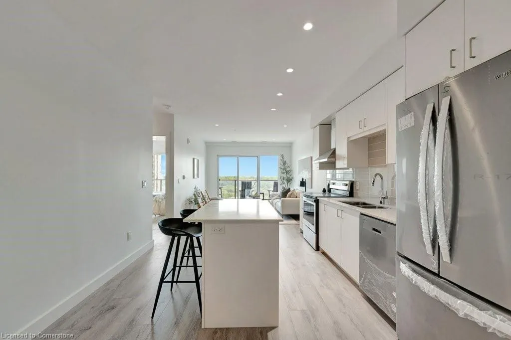 15 Glebe Street, #1511