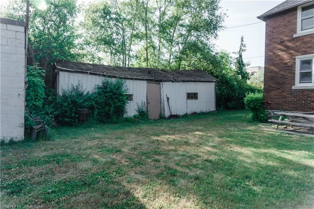 356 King Street E