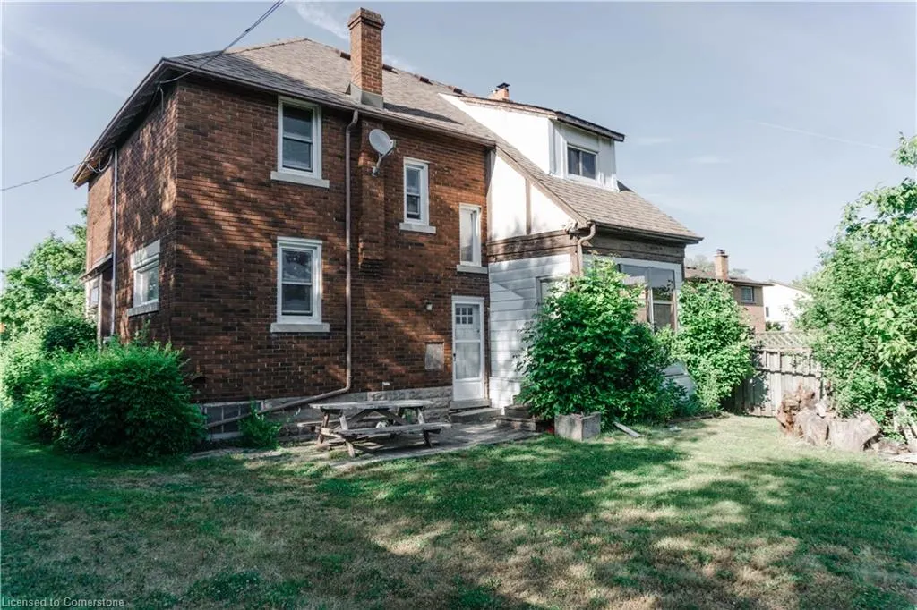 356 King Street E