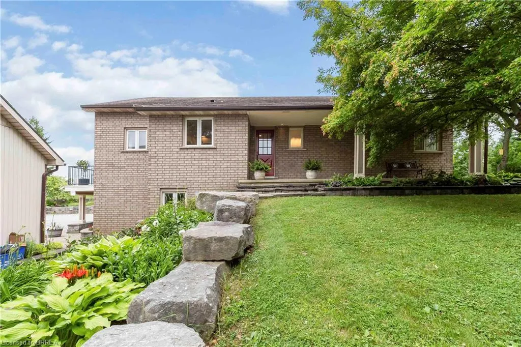221 Old Onondaga Road E