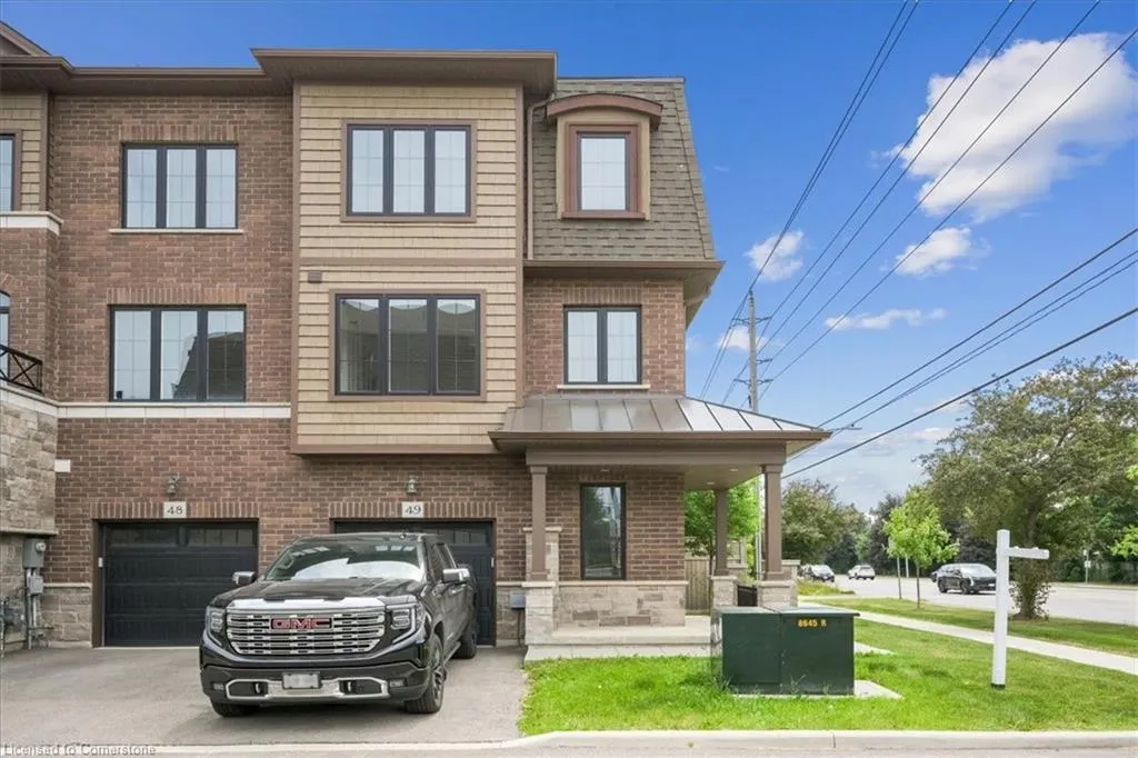 445 Ontario Street S, #49