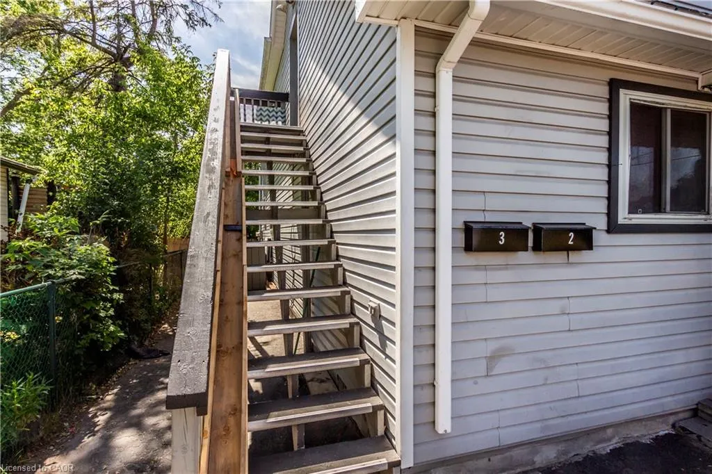 104 Oakwood Avenue