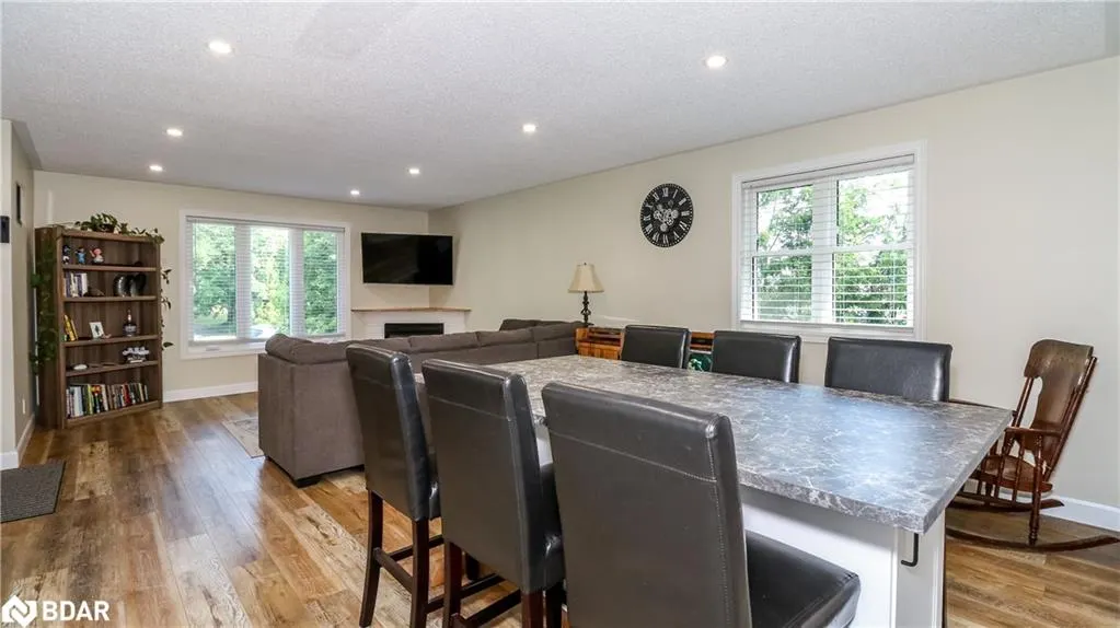 1 Mariposa Drive