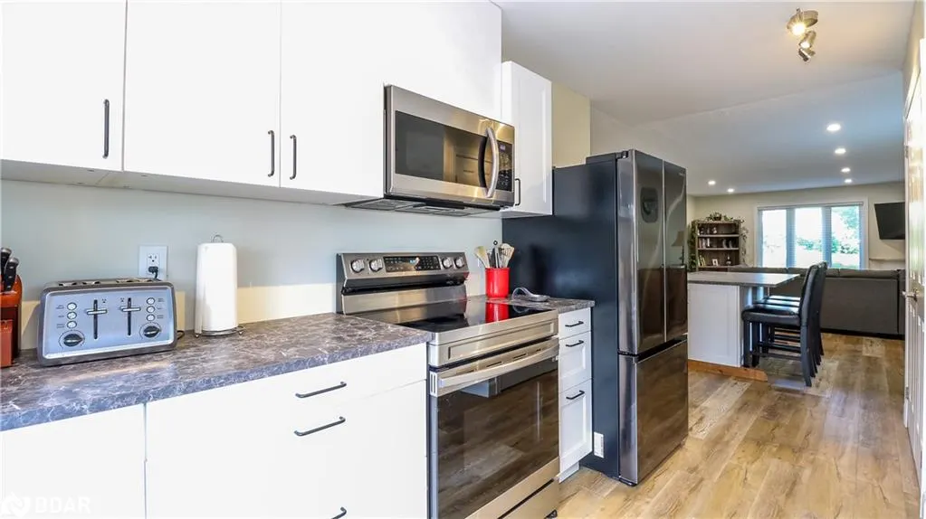 1 Mariposa Drive