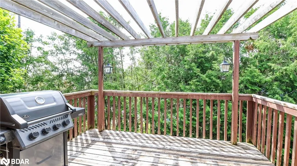 1 Mariposa Drive