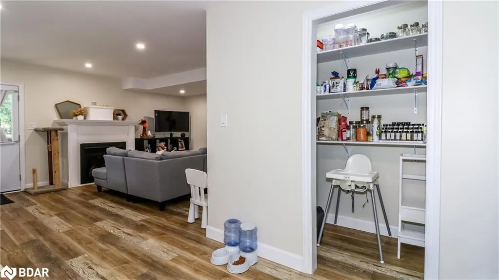 1 Mariposa Drive