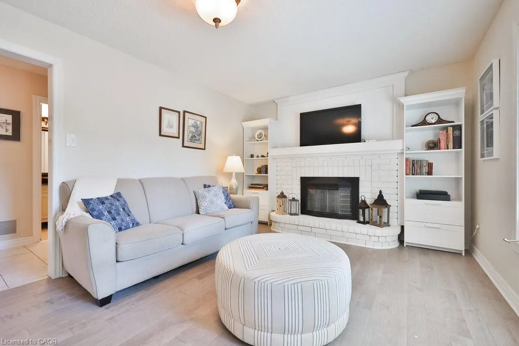 542 Hambling Court