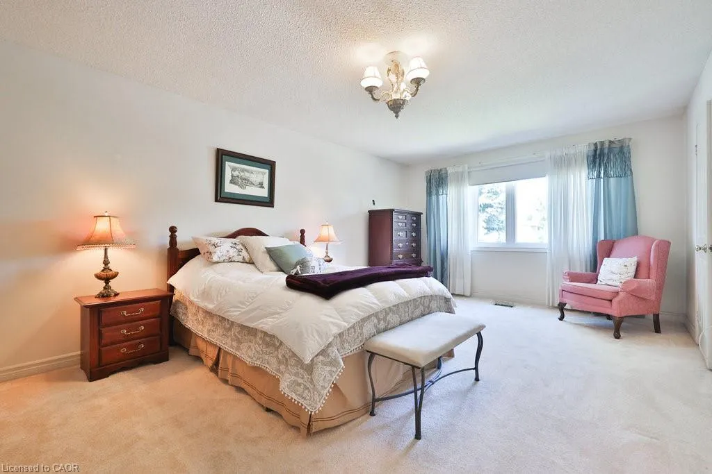 542 Hambling Court