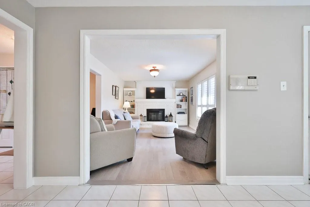 542 Hambling Court