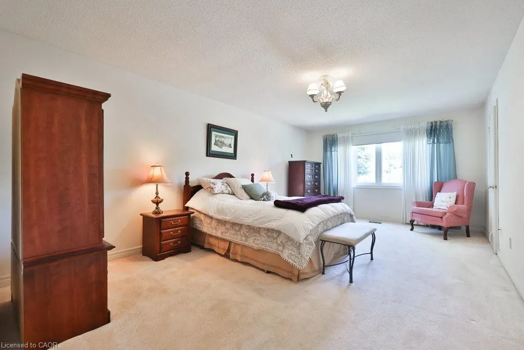 542 Hambling Court