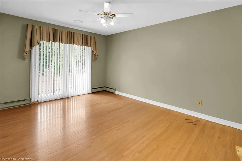 280A Main Street W