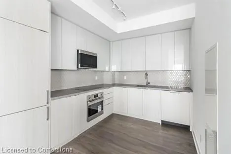 2481 Taunton Road, #802