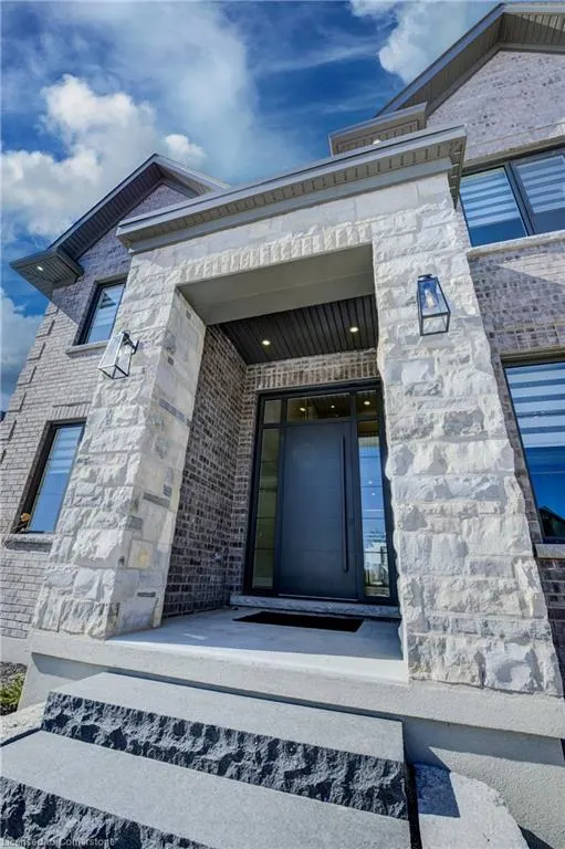 47 Pioneer Ridge Drive