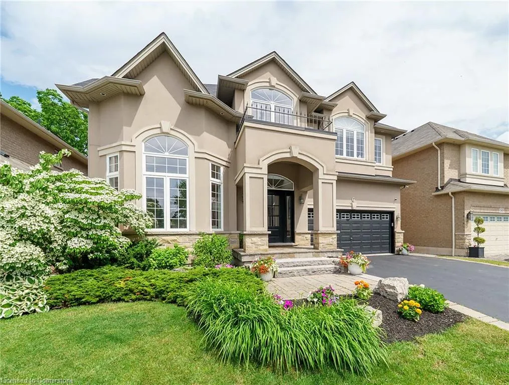 6 Vanderburgh Lane