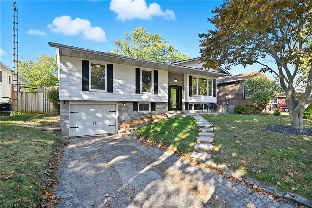 19 Aaron Drive
