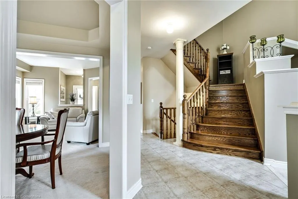 43 Woodlawn Court
