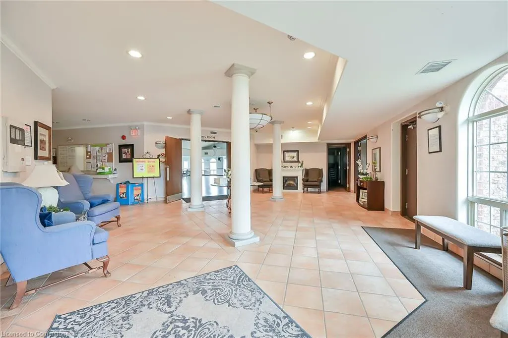 43 Twentyplace Boulevard