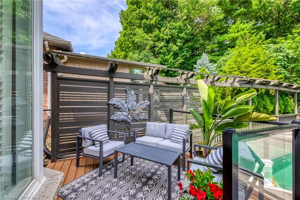 16 Sweetman Drive