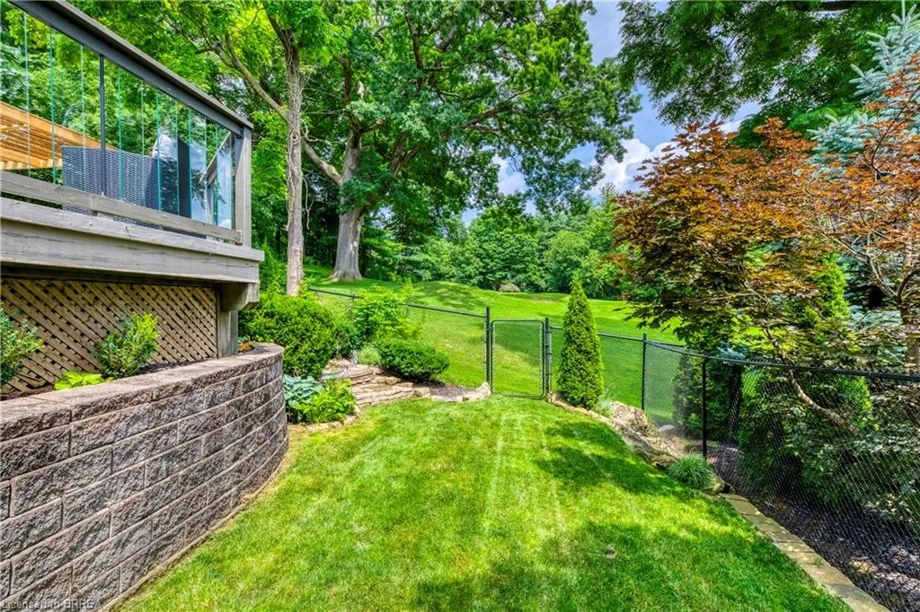 16 Sweetman Drive