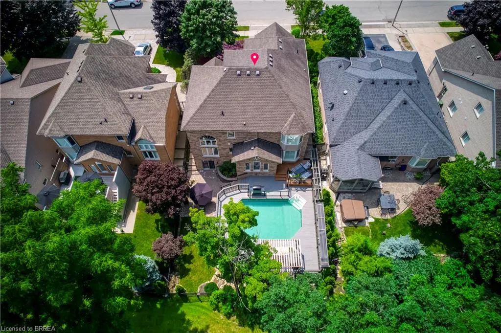 16 Sweetman Drive
