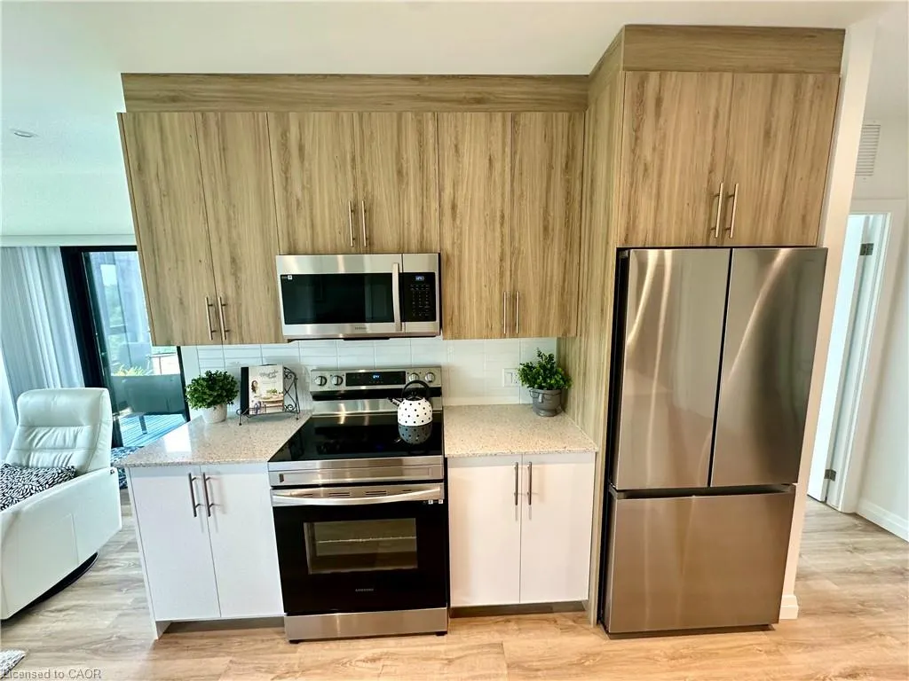 525 New Dundee Road, #401