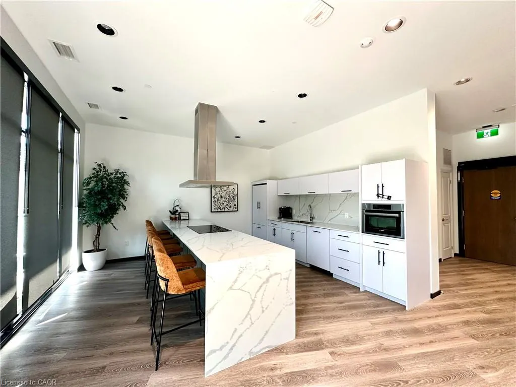 525 New Dundee Road, #401