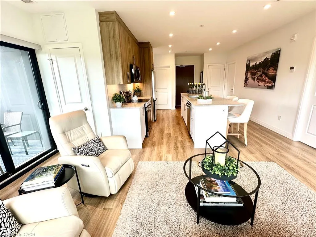 525 New Dundee Road, #401