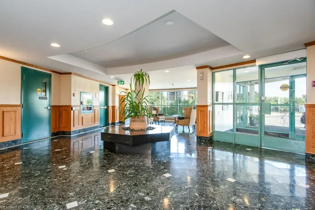 30 Blue Springs Drive, #501