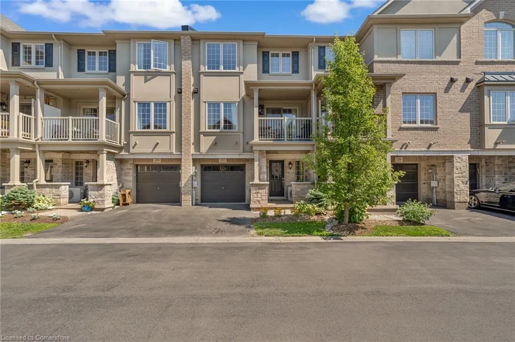 215 Dundas Street E, #27