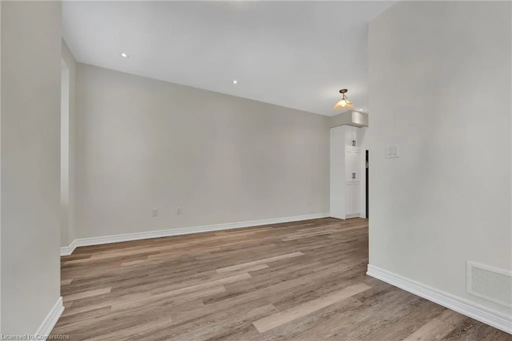10 Birmingham Drive, #112