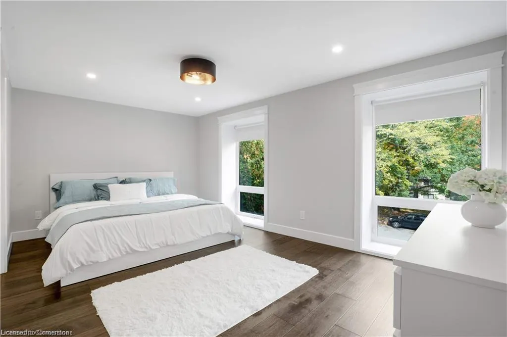 239 Corrie Crescent