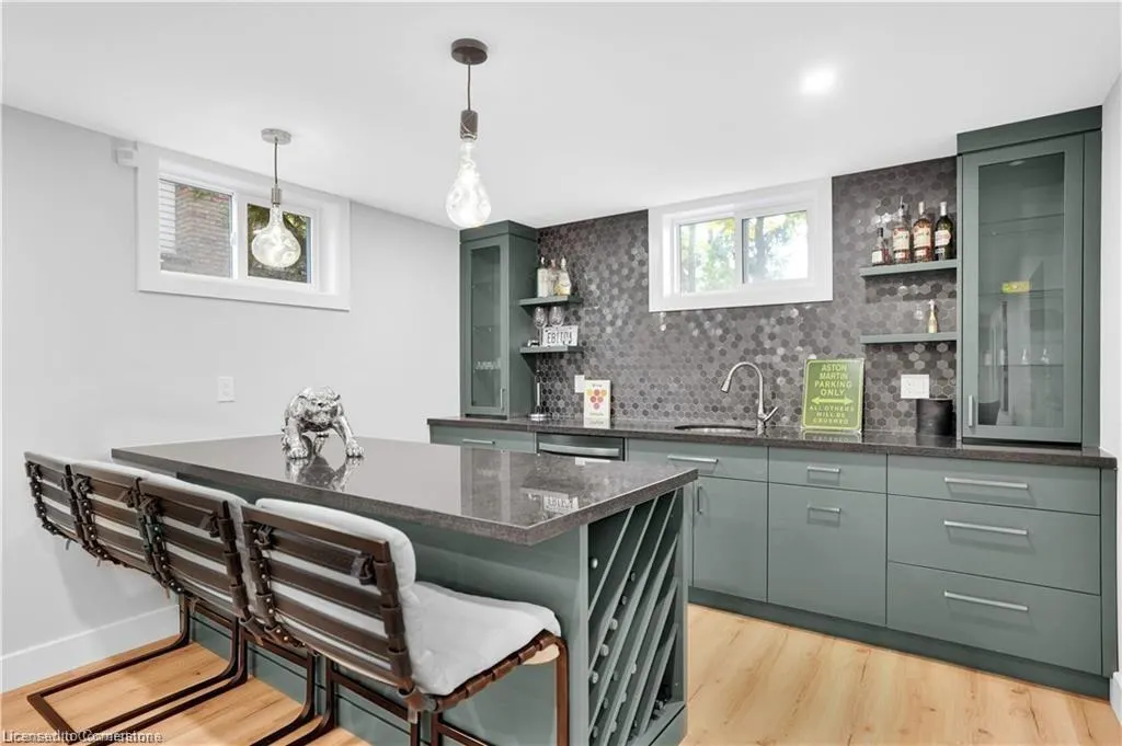 239 Corrie Crescent