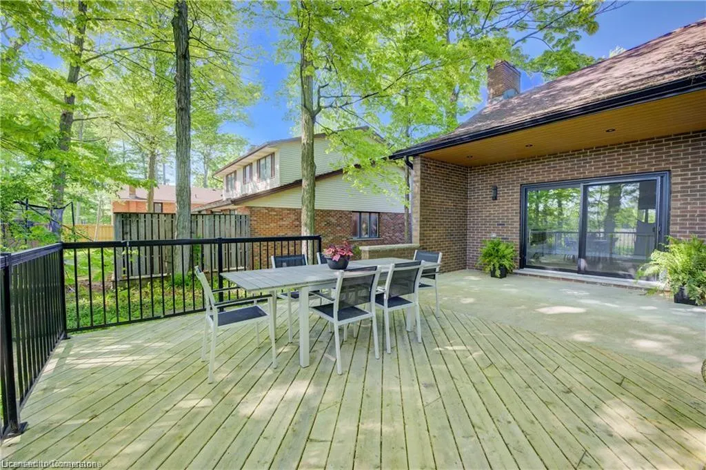 239 Corrie Crescent