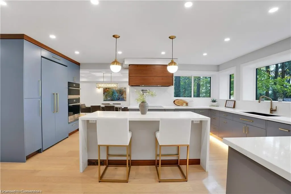 239 Corrie Crescent