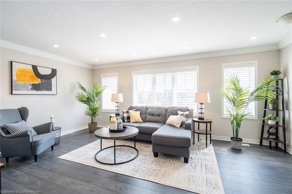 230 Avonsyde Boulevard, #15