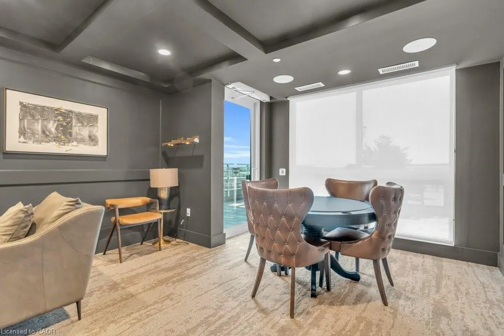 1050 Main Street E, #1004