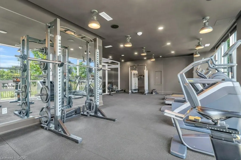 1050 Main Street E, #1004