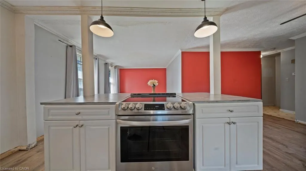 873 South Pelham Road