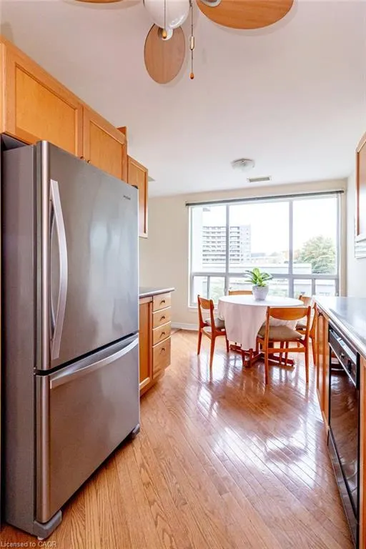 2000 Creekside Drive, #805
