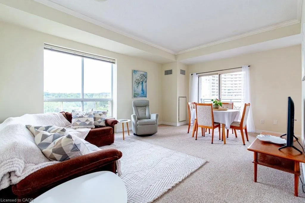 2000 Creekside Drive, #805