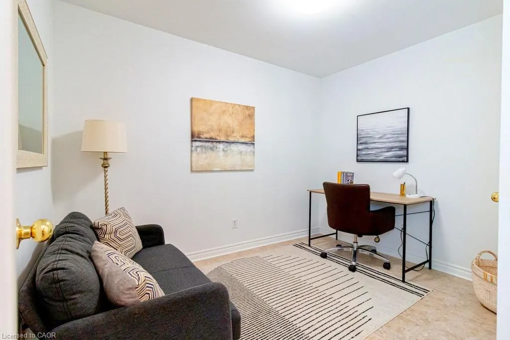 2000 Creekside Drive, #805