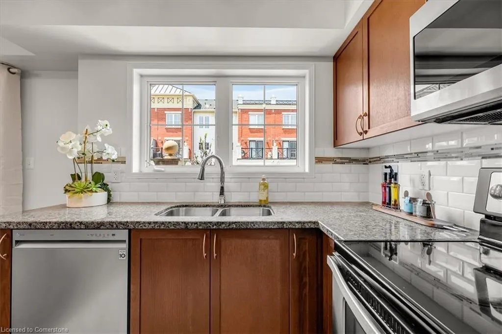 2468 Post Road, #14