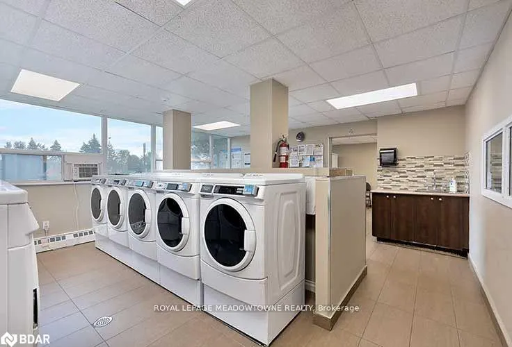 530 Lolita Gardens, #903