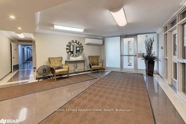 530 Lolita Gardens, #903