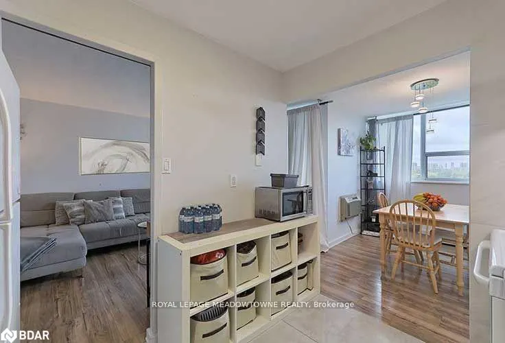 530 Lolita Gardens, #903