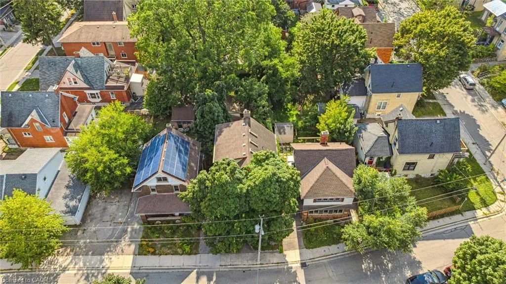 5 Dekay Street