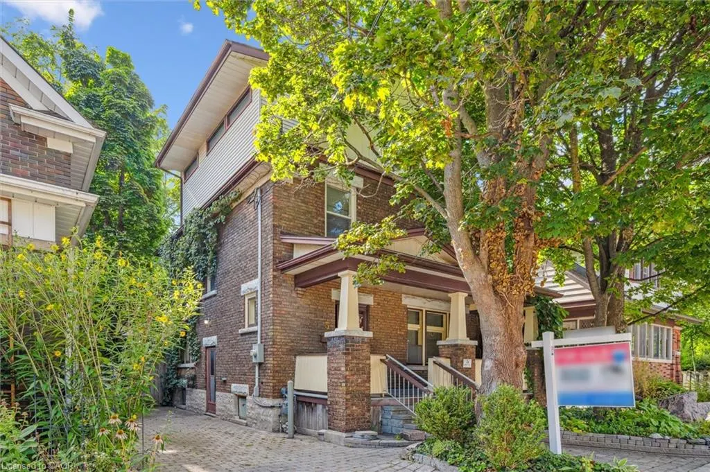 5 Dekay Street